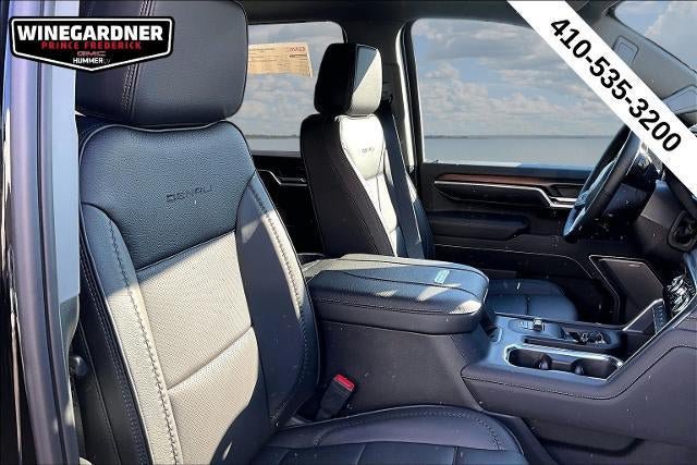 New 2026 GMC Sierra 2500 Denali w/ Denali Reserve Package AWD/4WD image 8