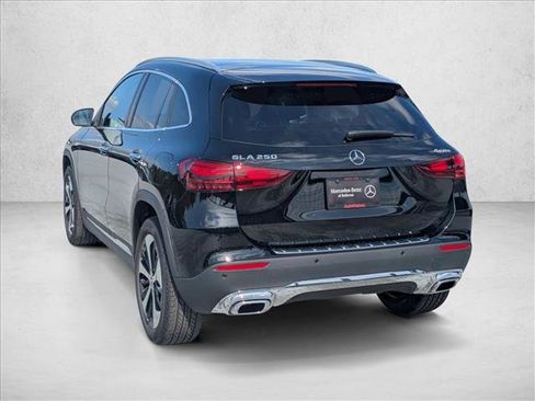 Certified 2026 Mercedes-Benz GLA 250 4MATIC image 8