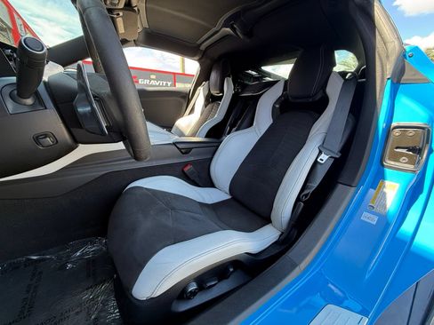 Used 2023 Chevrolet Corvette Stingray Preferred Cpe w/ Z51 Performance Package RWD image 21