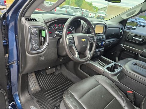 Certified 2019 Chevrolet Silverado 1500 LTZ w/ LTZ Plus Package AWD/4WD image 25