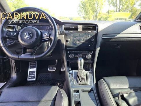 Used 2019 Volkswagen Golf R 4-Door image 33