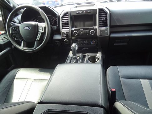 Used 2020 Ford F150 XLT w/ Equipment Group 302A Luxury AWD/4WD image 17