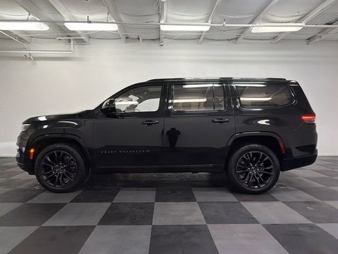 Used 2022 Jeep Grand Wagoneer Series II image 4