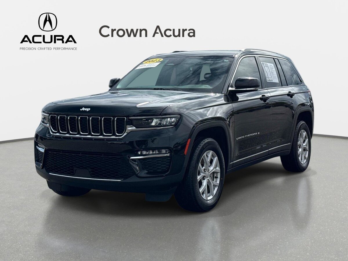 Used 2023 Jeep Grand Cherokee Limited AWD/4WD image 1