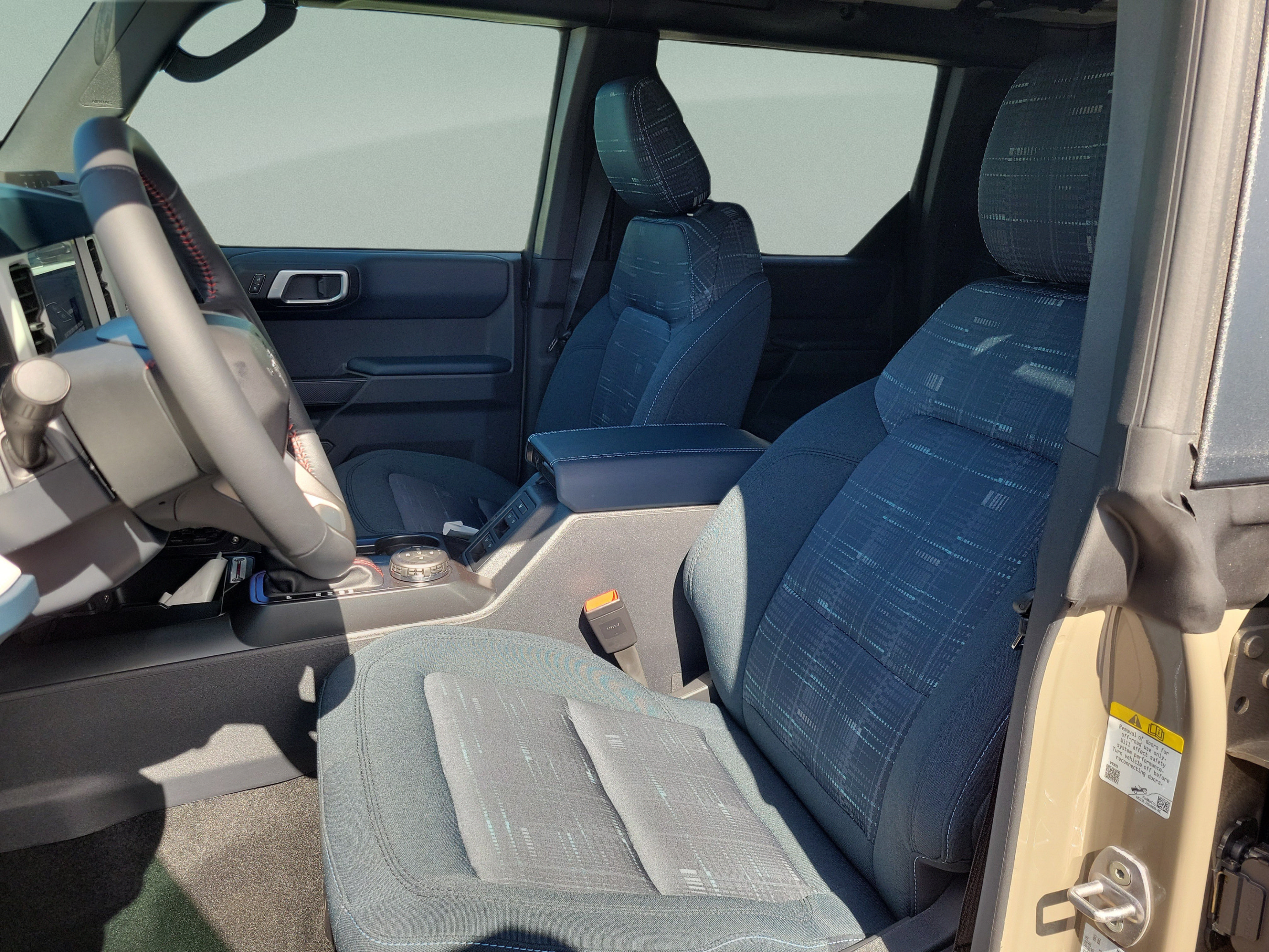 New 2026 Ford Bronco Heritage Edition AWD/4WD image 17