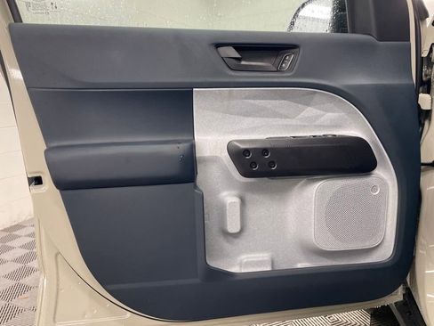 New 2025 Ford Maverick XLT w/ XLT Luxury Package image 15