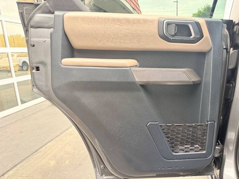 Used 2023 Ford Bronco Wildtrak AWD/4WD image 32