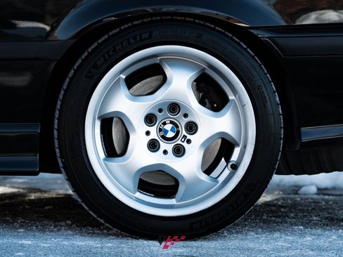 Used 1999 BMW M3 Convertible image 12