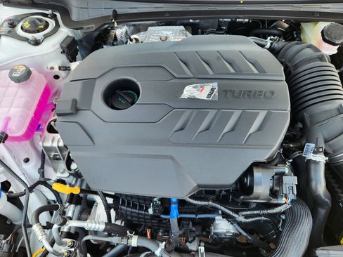 New 2025 Hyundai Elantra N image 17