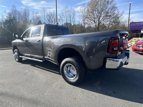 New 2026 RAM 3500 Tradesman image 11