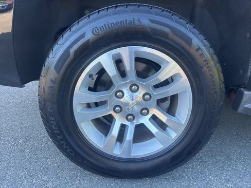 Used 2019 Chevrolet Tahoe LT AWD/4WD image 54