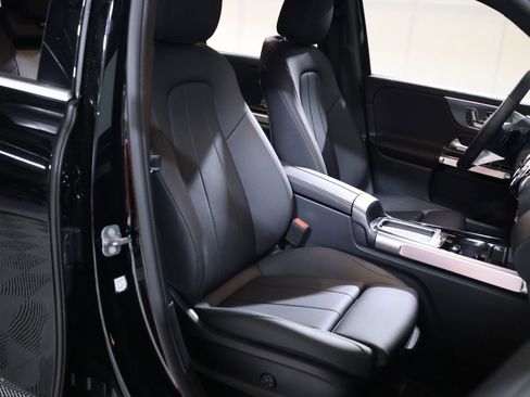 Certified 2025 Mercedes-Benz GLB 250 GLB 250 image 50