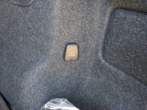 Certified 2026 Volvo XC40 B5 Plus w/ Protection Package Premier image 28