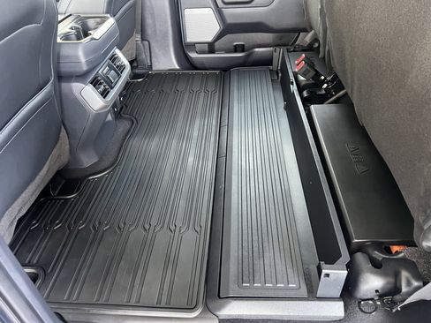 Used 2023 Ford F150 Lariat w/ Equipment Group 502A High image 34