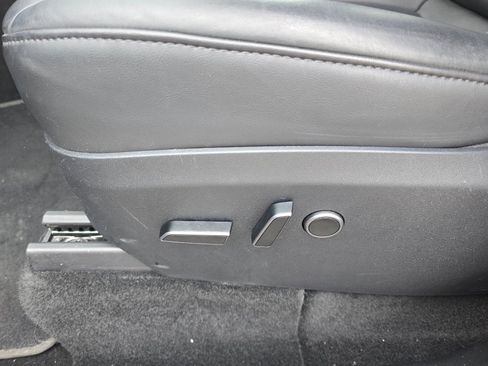 Used 2023 Tesla Model Y Long Range AWD/4WD image 15