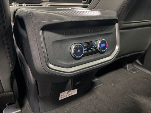 New 2026 Ford Expedition Active AWD/4WD image 28