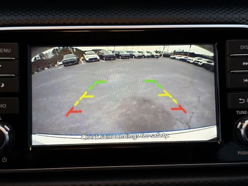 Used 2021 Nissan Kicks S image 29