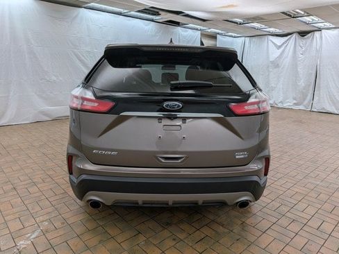 Certified 2019 Ford Edge SEL w/ Equipment Group 201A image 6