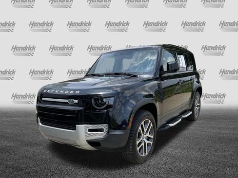 Used 2023 Land Rover Defender 110 SE AWD/4WD image 5