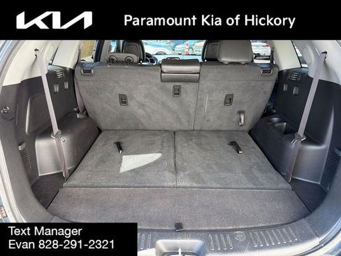 Used 2011 Kia Sorento EX w/ Premium Pkg FWD image 11