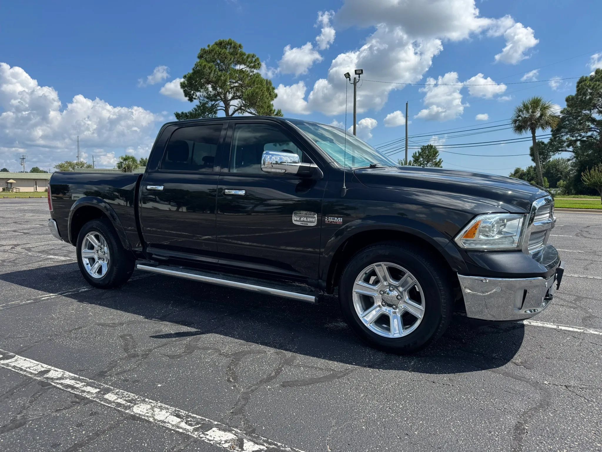 Used 2016 RAM 1500 Laramie Longhorn w/ Convenience Group RWD image 4