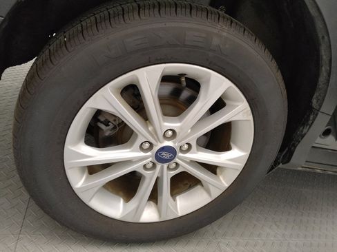 Used 2018 Ford Escape SE FWD image 31