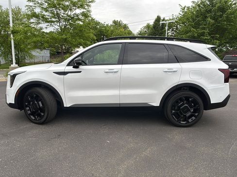 Used 2025 Kia Sorento SX Prestige w/ Olive Brown Leather Package AWD/4WD image 22