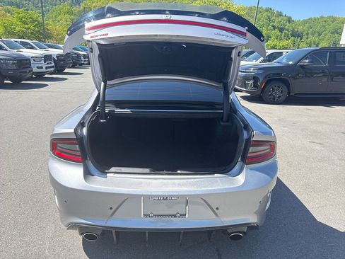 Used 2016 Dodge Charger SRT Hellcat w/ Harman/Kardon Audio Group RWD image 5