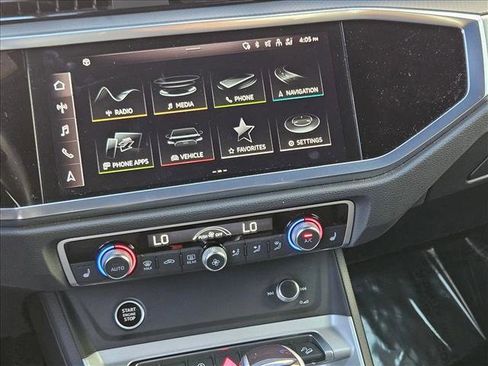 Used 2023 Audi Q3 2.0T Premium Plus w/ Premium Plus Package image 13