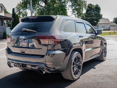 Used 2013 Jeep Grand Cherokee SRT8 w/ Luxury Group II AWD/4WD image 6