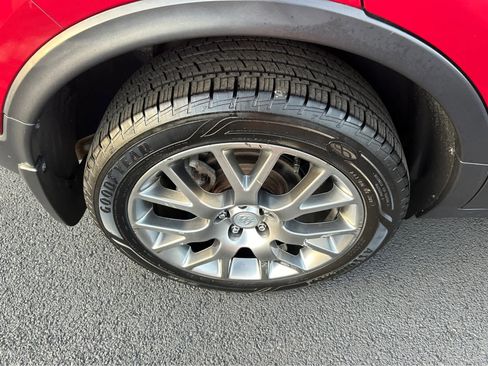 Used 2018 Buick Encore Sport Touring image 30