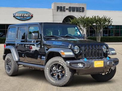 Used 2023 Jeep Wrangler Unlimited w/ Cold Weather Group