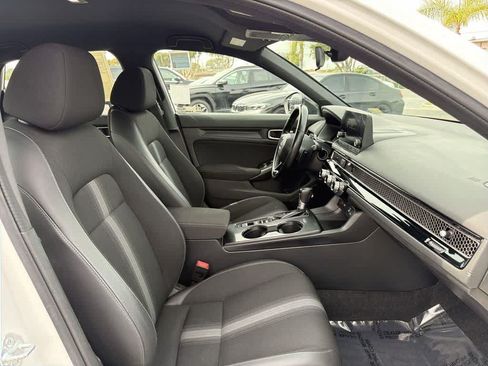 Used 2023 Honda Civic Sport image 34