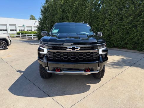 Used 2026 Chevrolet Silverado 1500 ZR2 AWD/4WD image 6