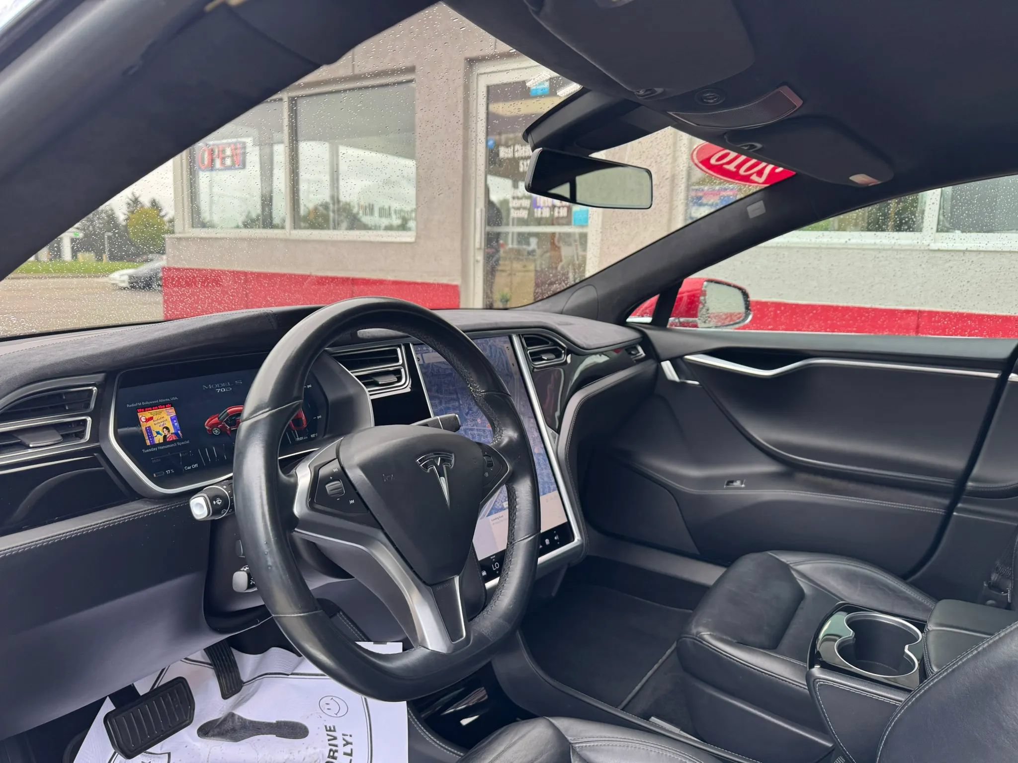 Used 2016 Tesla Model S 70D AWD/4WD image 9