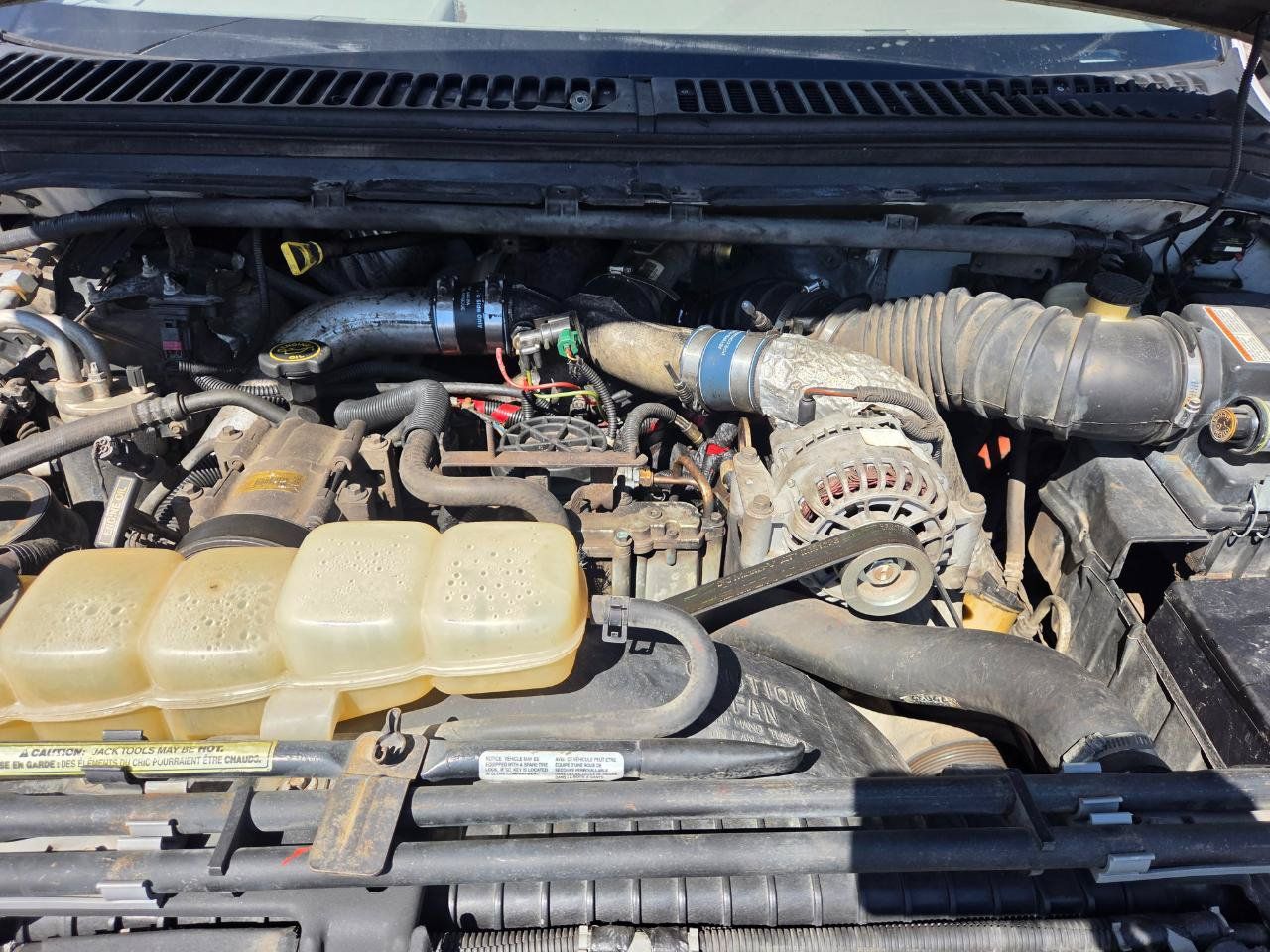 Used 2000 Ford F450 4x4 Regular Cab Super Duty image 17