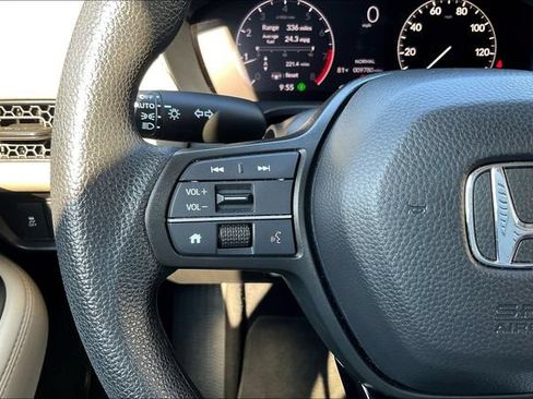 Used 2026 Honda HR-V LX image 13