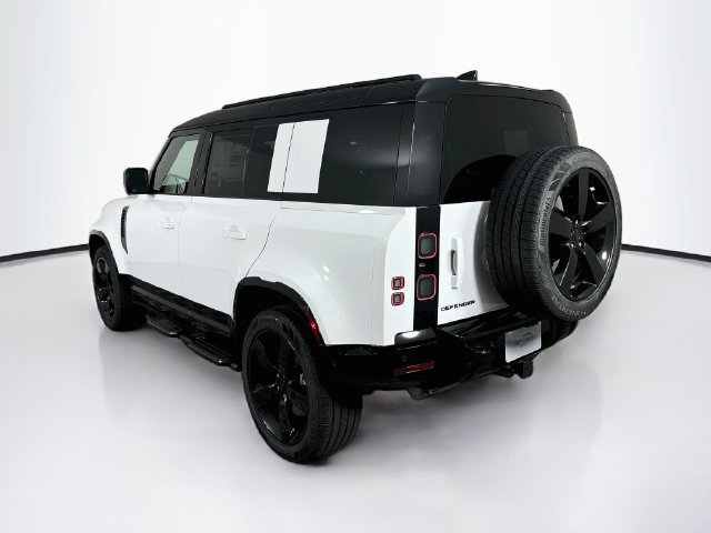 New 2026 Land Rover Defender 110 X-Dynamic SE AWD/4WD image 7