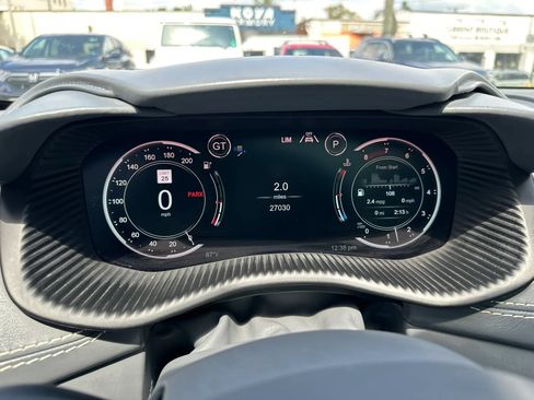 Used 2021 Aston Martin DBX AWD/4WD image 26
