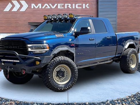 Used 2021 RAM 3500 Laramie AWD/4WD image 3
