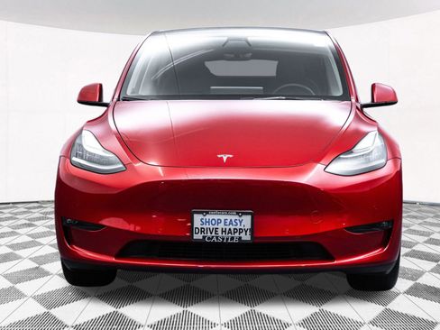 Used 2022 Tesla Model Y Long Range image 15