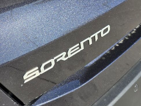 New 2026 Kia Sorento S w/ S Panoramic Sunroof Package FWD image 7
