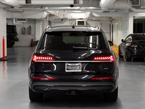 Used 2021 Audi Q7 3.0T Prestige AWD/4WD image 7