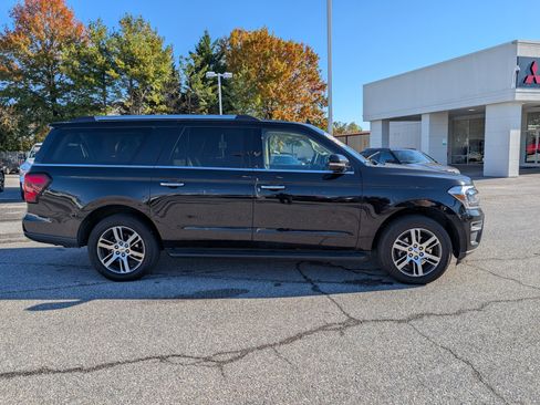 Used 2024 Ford Expedition Max Limited image 2