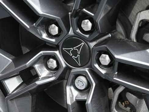 Used 2025 Dodge Charger R/T w/ Quick Order Package 25M R/T image 10