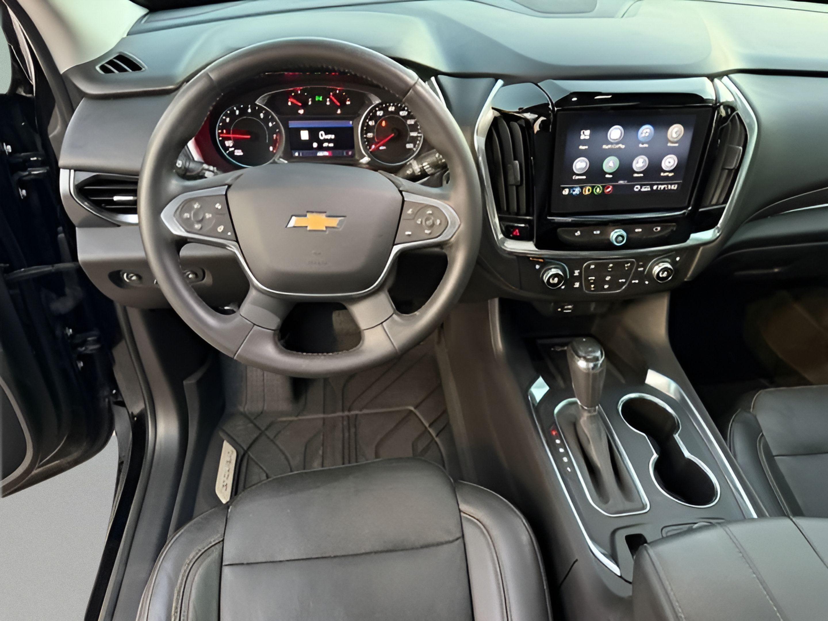 Used 2020 Chevrolet Traverse Premier w/ Redline Edition AWD/4WD image 13