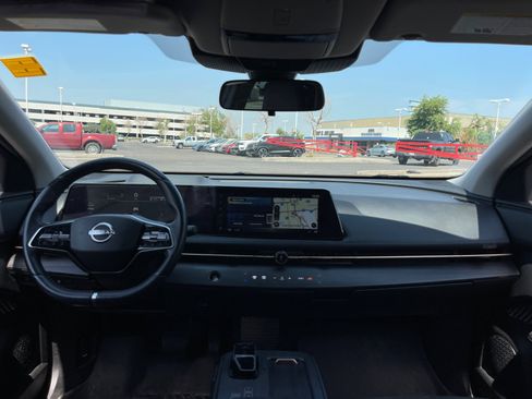 Used 2023 Nissan Ariya FWD image 20