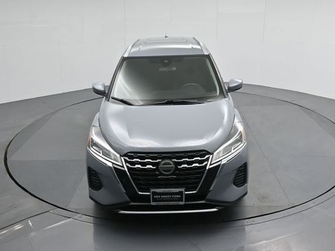 Used 2021 Nissan Kicks SV image 37