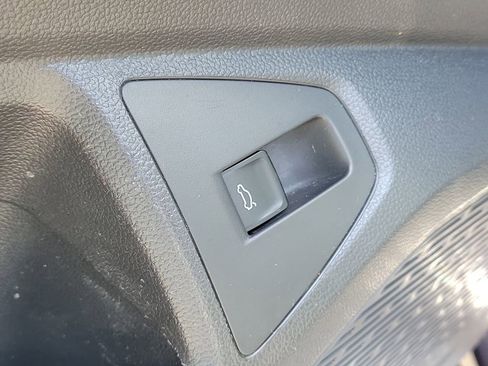 Used 2019 Volkswagen Jetta SEL FWD image 18