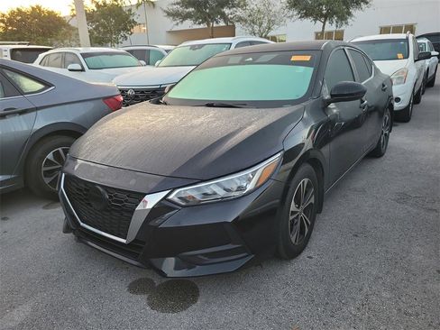 Used 2021 Nissan Sentra SV image 2